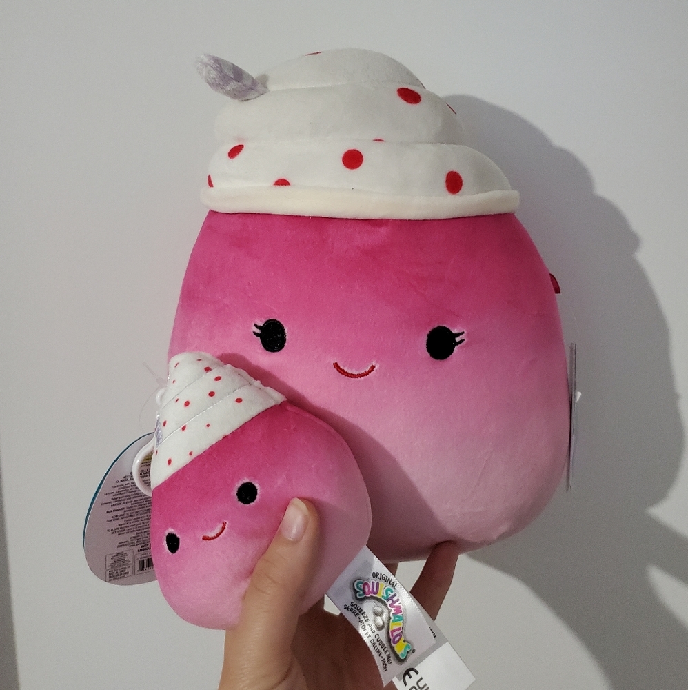 Cinnamon Squishmallow Set 8" and Clip